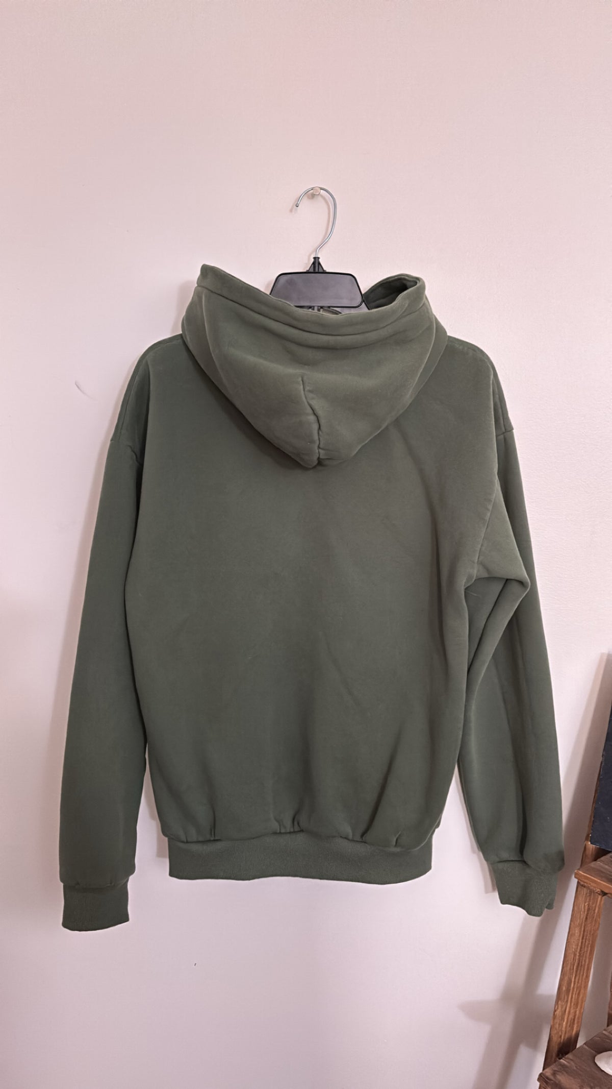 Comfort - green olive pullover hoodie XS